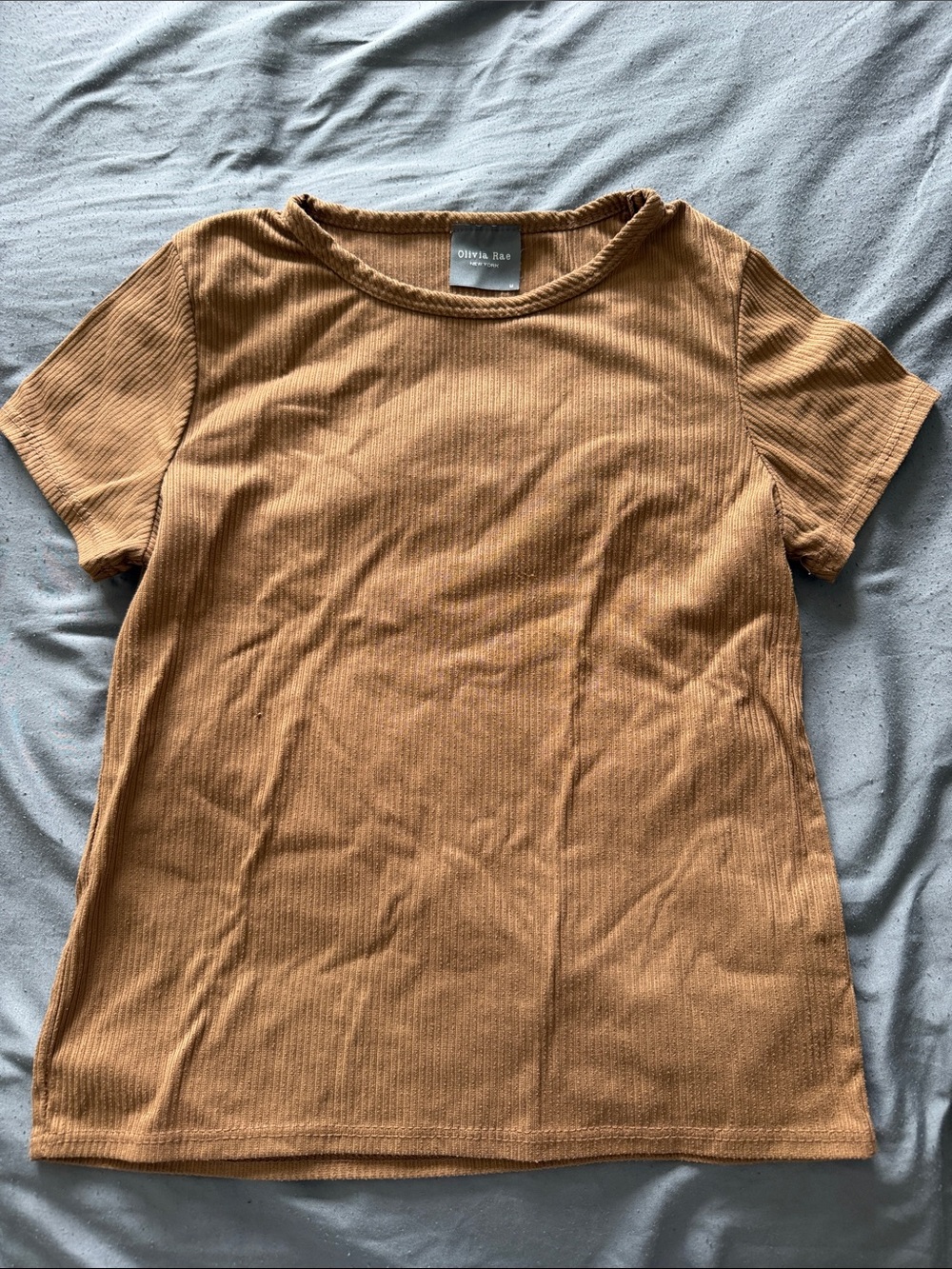 Olivia Rae Ribbed Short Sleeve Tee in Camel
